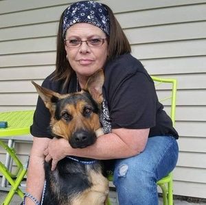 Meet your Posher, Lori